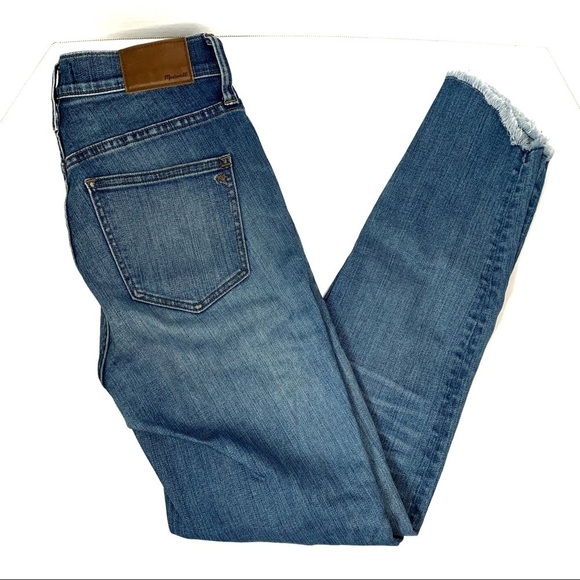 Madewell 10" High-Rise Skinny Jeans: Tulip-Hem Edition - Picture 3 of 8